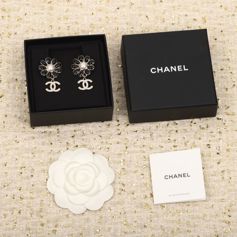 Ch**el earrings